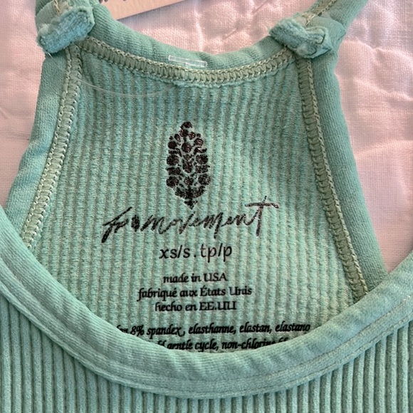 NWT Free People Movement Happiness Runs in Botanical Green XS/S Crop Tank - Picture 7 of 8